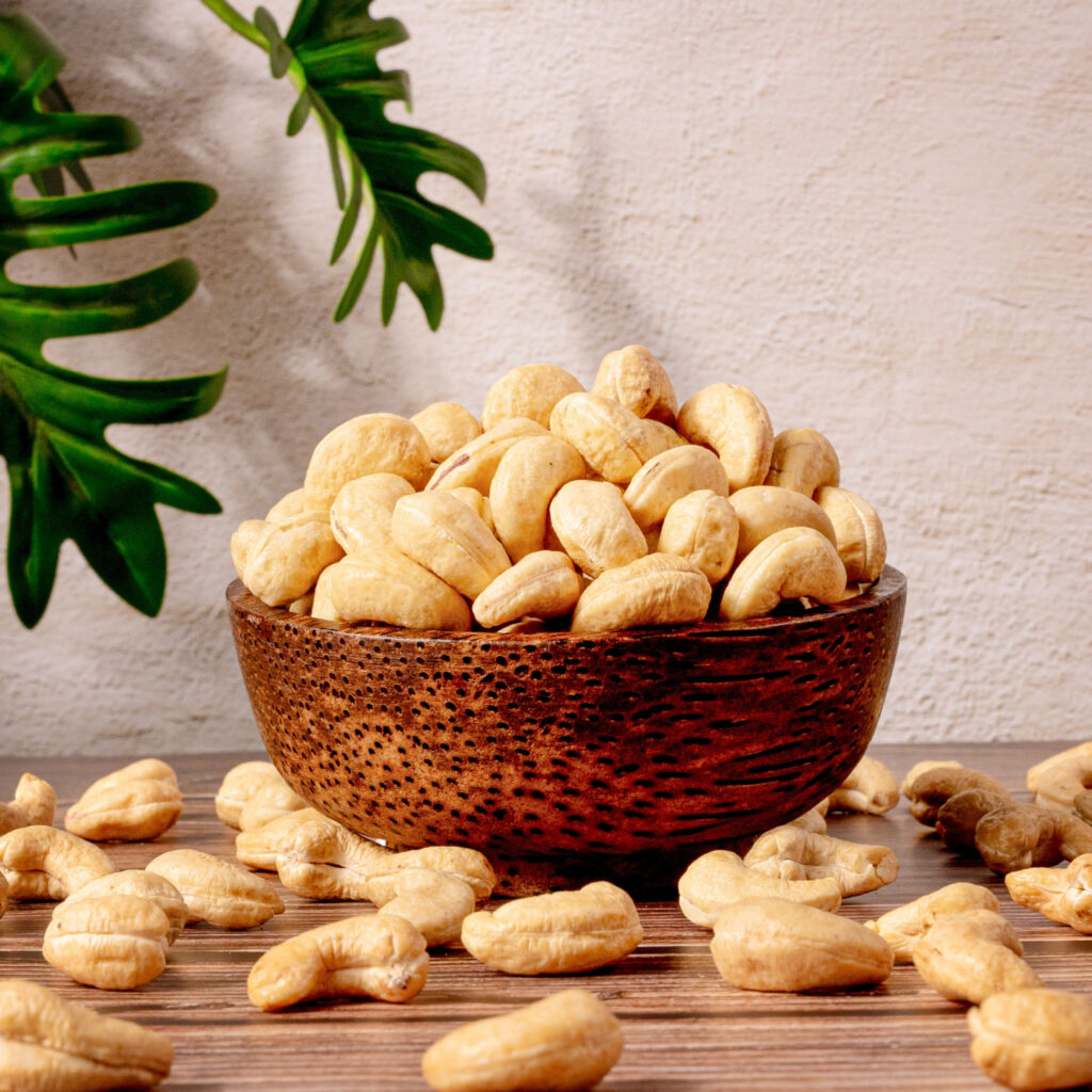 Premium raw Cambodian cashew nuts for professional kitchens – Blue Moon Chef’s Core